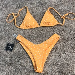A full bikini